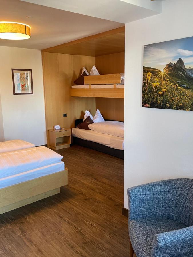 Hotel Condor Selva di Val Gardena Esterno foto