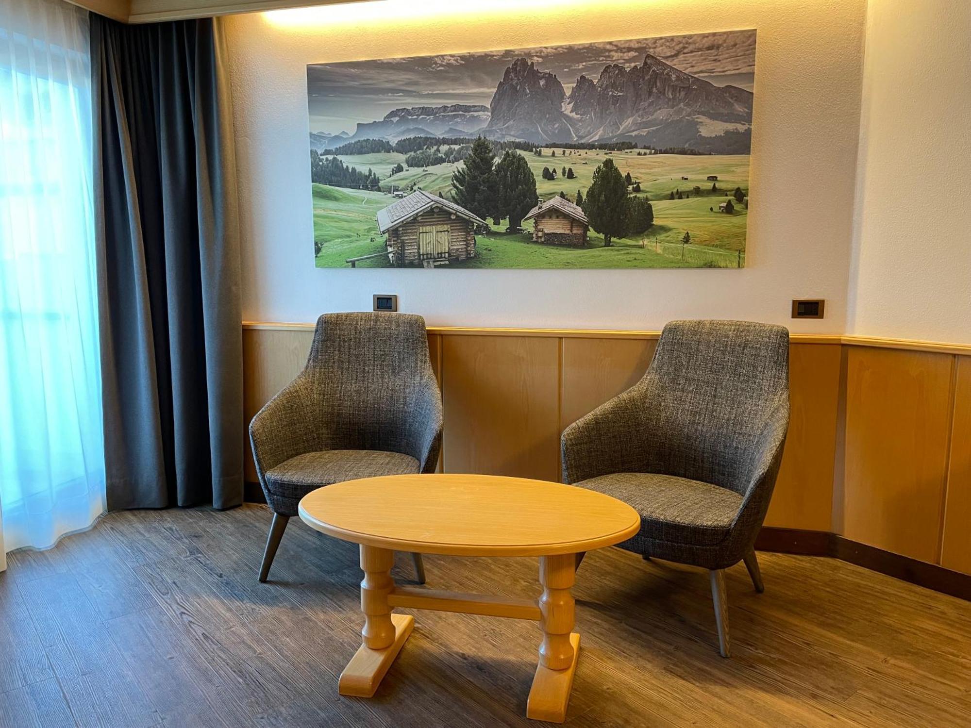 Hotel Condor Selva di Val Gardena Esterno foto